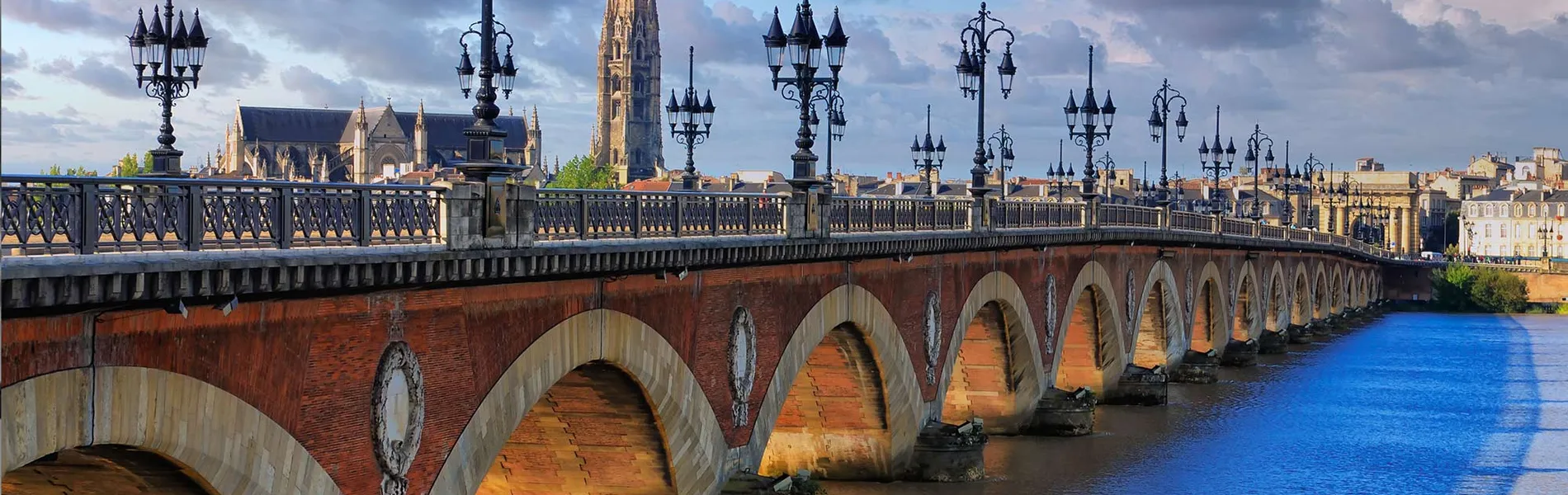 CENTRE DE BORDEAUX 8-C SR